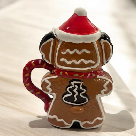 Disney Christmas STITCH Gingerbread Ceramic Coffee Tea Mug with Topper Lid - Picture 2 of 5